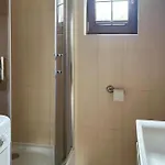 Dom wakacyjny 3 Bedroom Cozy Home In Debina *