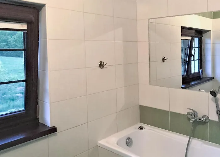 Дом отдыха 3 Bedroom Cozy In Debina