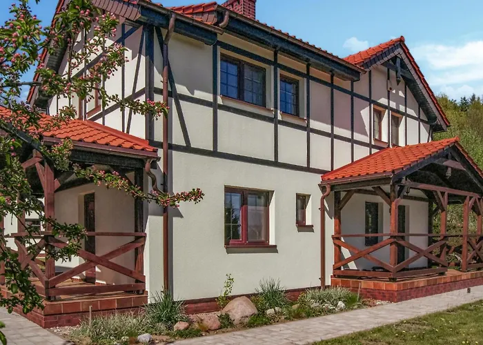 Дом отдыха 3 Bedroom Cozy In Debina